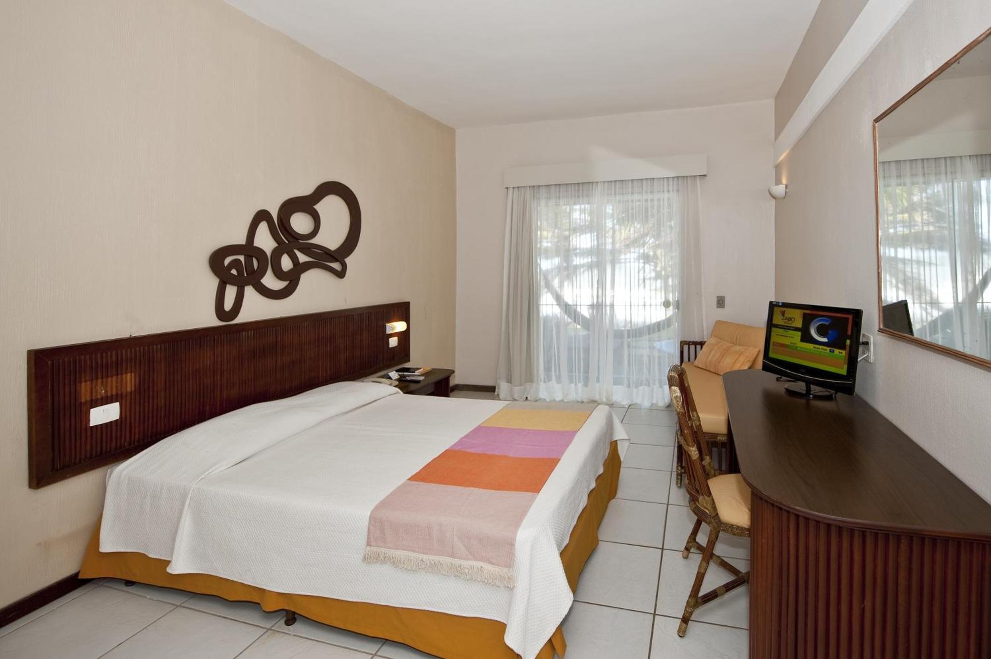 Deluxe Double Room sea view Shared Pool,67146466:JPEG
