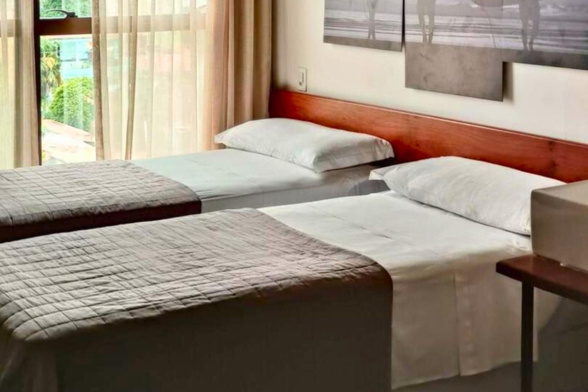 Quarto Deluxe com 2 Camas de Solteiro